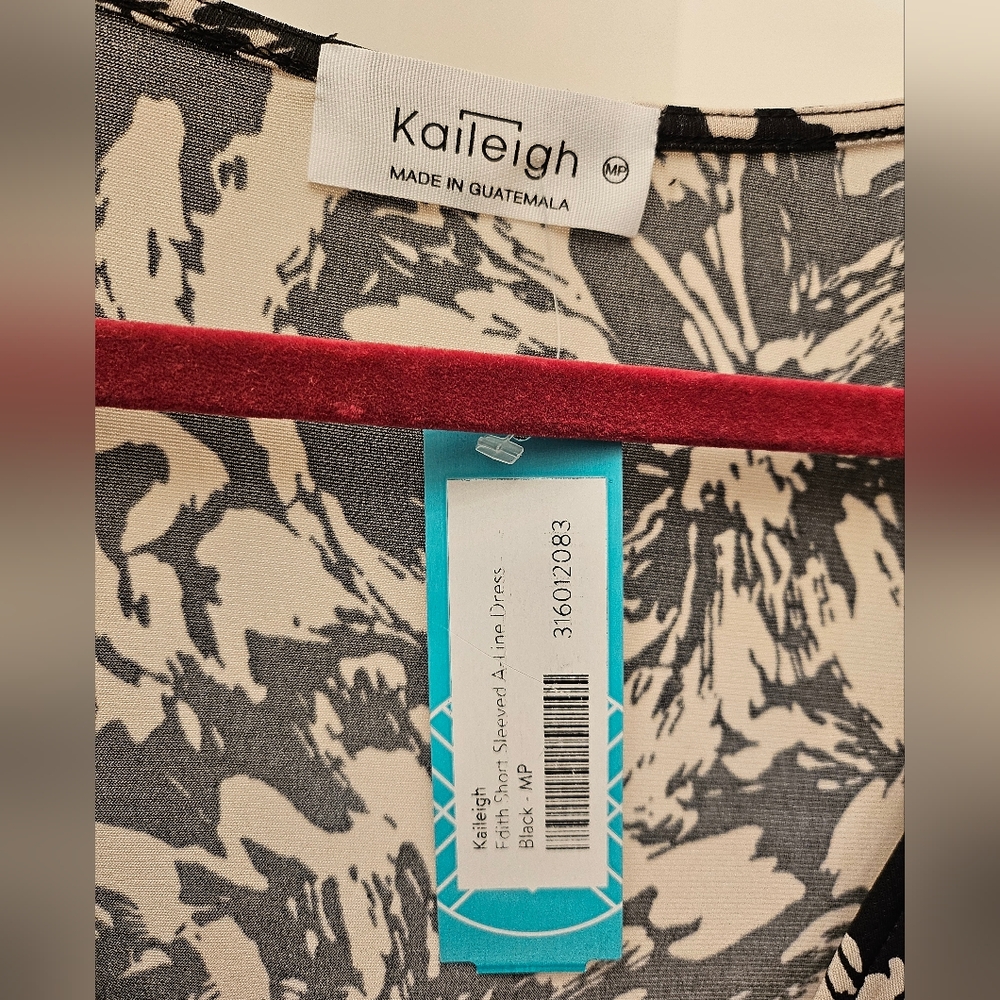 Nwt Kaileigh stitch fix edith faux wrap dress med petite - Picture 7 of 7